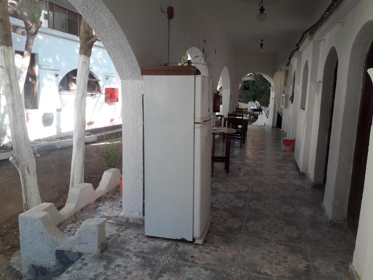 Fighting Kangaroo Camp Hotel Dahab Ngoại thất bức ảnh