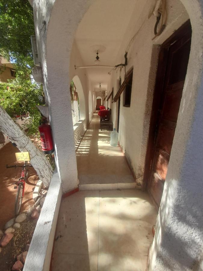 Fighting Kangaroo Camp Hotel Dahab Ngoại thất bức ảnh