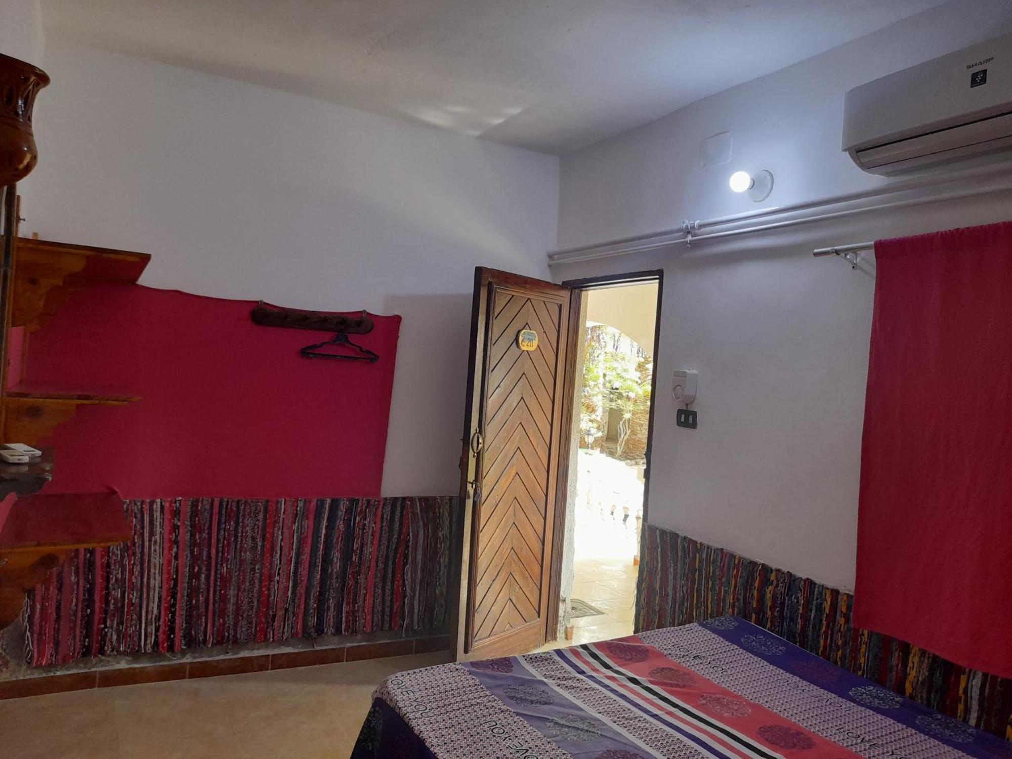 Fighting Kangaroo Camp Hotel Dahab Ngoại thất bức ảnh